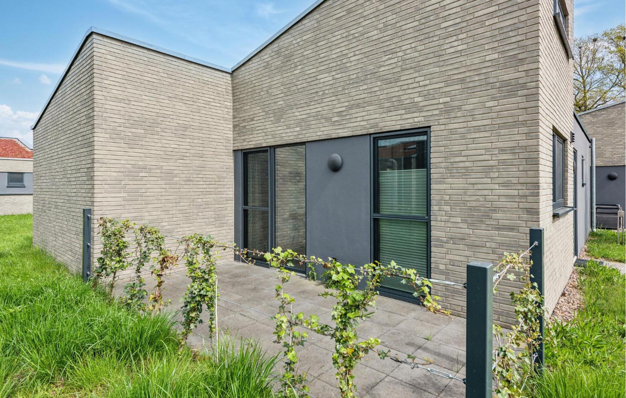 2 Bedroom Gorgeous Home In Lembruch-Duemmer See 외부 사진